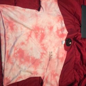 Maui and sons tye dye pink crop tee